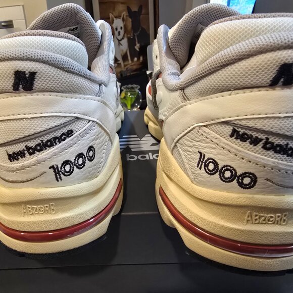 Men’s New Balance 1000 “Sea Salt” Astro Dust Size 10 White Red (M1000CB) NEW - Picture 6 of 9